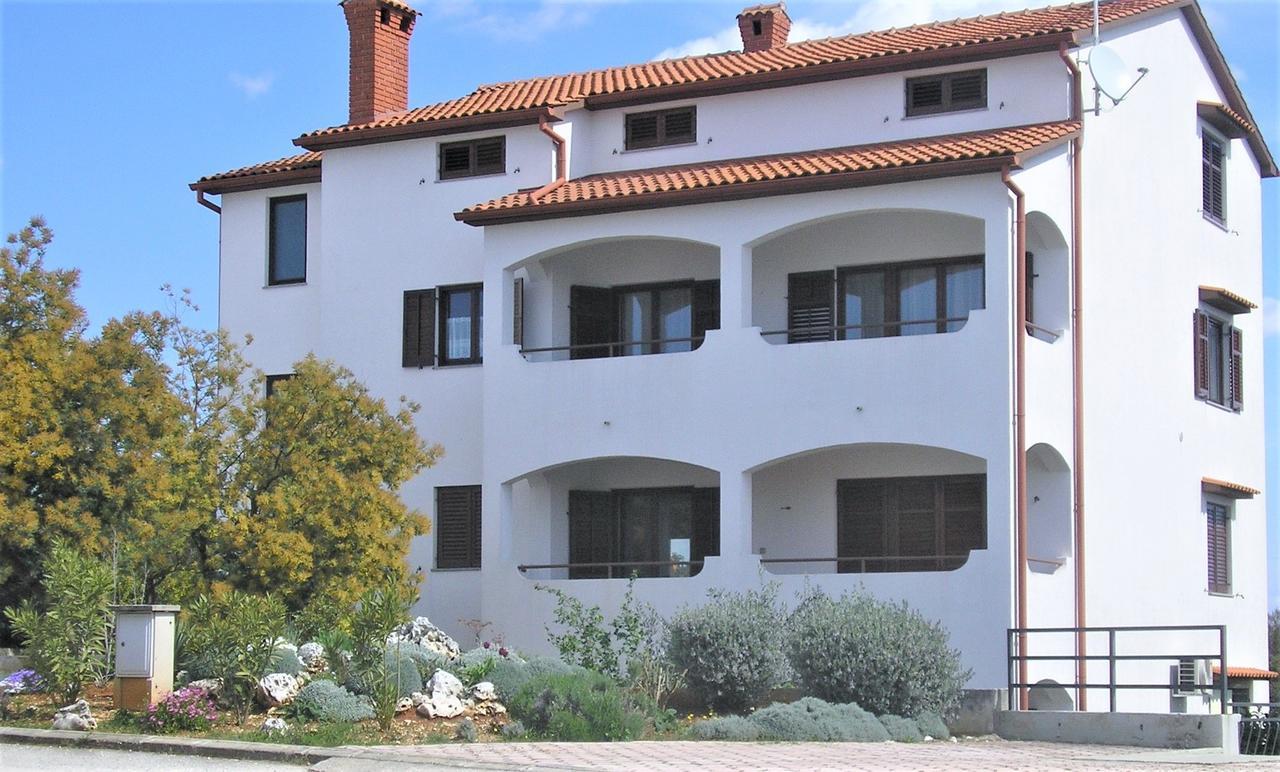 Apartment Davorka Vrsar Exterior photo